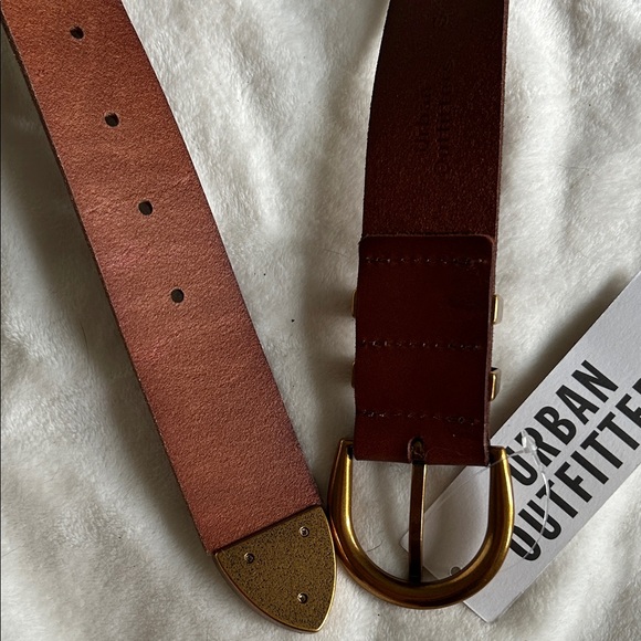 Urban Outfitters Brown Leather Belt with Gold Buckle - Picture 4 of 5